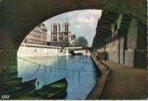Seine und Kathedrale Notre-Dame in Paris