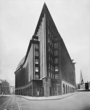 Hamburg-Altstadt. Chilehaus, Burchardplatz. Eckansicht von Südosten