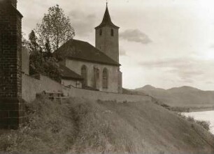 Waltirsche (heute Velké Březno-Valtířov). Kirche (1573). Ansicht von Norden mit Blick auf die Elbe