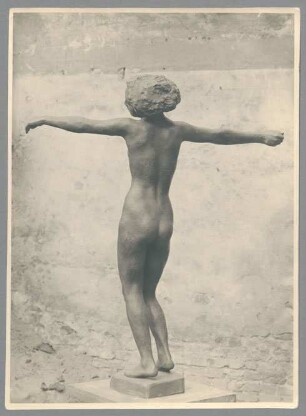 Tänzerin, 1911/12, Bronze