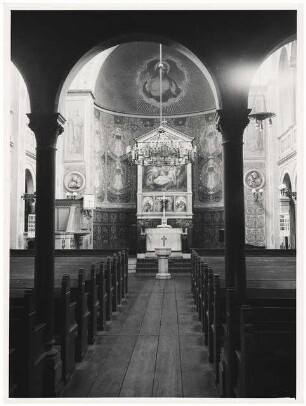 Evangelisches Diakonissenkrankenhaus Bethanien, Berlin-Kreuzberg Umbau. Kirche: Kirche Altarraum vor Restauration