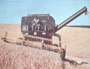 Mähdrescher JOHN DEERE