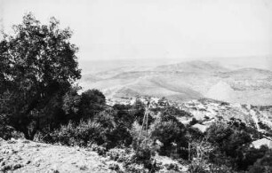Landschaft nahe Beirut (HAPAG-Mittelmeerfahrt der Oceana Leonhardt 1929)