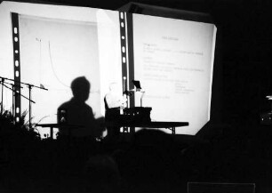 32. Tagung 1982 Physiker; Eröffnung am 26.06.82: Vortragsaal von Lichtbildern Hannes Alfvén