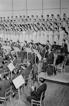 Nationales Kulturensemble der DDR : Chor und Orchester