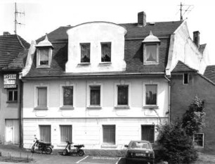 Großenhain, Franz-Schubert-Allee 43. Wohnhaus. Straßenansicht
