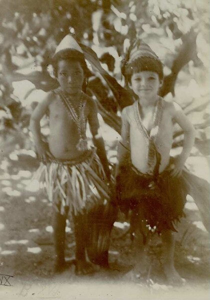 Children, Nauru