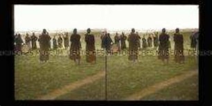 Leibmusikcorps des Sultans Abd al-Aziz und Zelte im Hintergrund, Rabat