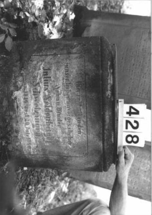 Grabstein 428
