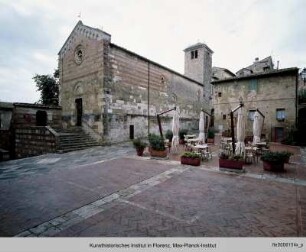 Piazza Canonica, Colle di Val d'Elsa