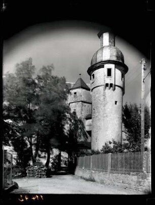 Schloß; Rundturm