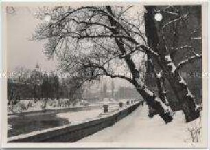 München, Isar und Pfarrkirche St. Lukas