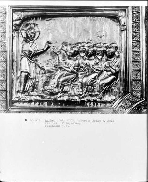 Der Hochaltar des Aachener Münsters — Pala d'Oro Ottos III. — Fußwaschung