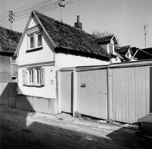 Ober-Mörlen, Pfarrgasse 18