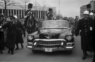 Brüssel: Auto der königlichen Familie, König Baudouin und Prinz Albert, Ehrenpräsident der Weltausstellung