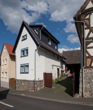 Pohlheim, Bahnhofstraße 33