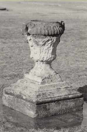 Vase aus dem Schlosspark Pretzsch