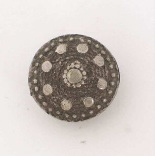 Knopf (Silber-Filigran-Hemdknopf)
