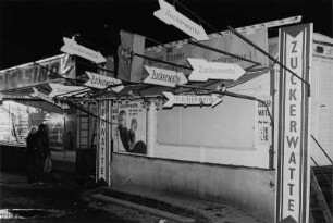 Auf einem Rummelplatz