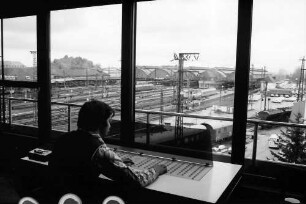 Karlsruhe: Hauptbahnhof; Gleisbildstellwerk; vom Stellwerk auf Hauptbahnhof