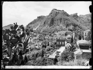 Taormina. Blick nach Castello Saraceno
