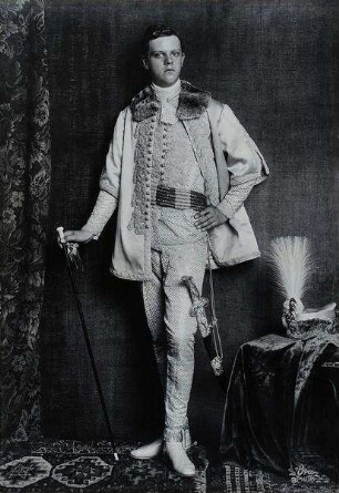 Graf Batthyany bei der Krönung Kaiser Karls zum König von Ungarn