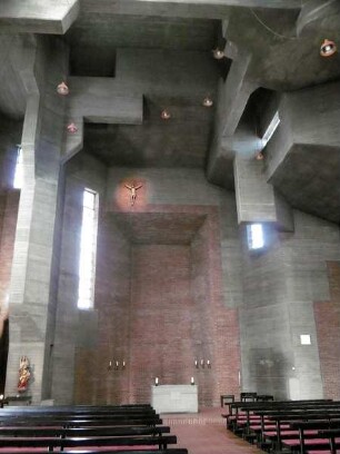 Köln: Kirche Christi Auferstehung in Melaten
