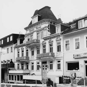 Hotel Rose; Schlangenbad, Rheingauer Straße 31