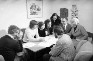 Freiburg: Stadträtin Goldschagg bei Konferenz im Oberschulamt