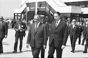 Basel (CH) - Mulhouse (F): Staatspräsident Pompidou und Schweizer Bundespräsident Tschudi