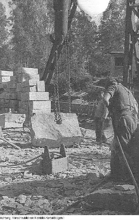 Sandstein, Abbau, um 1960 & Sandstein. Abbau und Lagerung von Sandstein für den Wiederaufbau des Landhauses in Dresden, um 1960