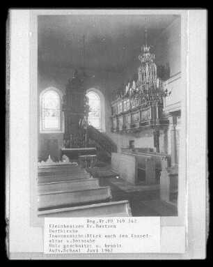 Kleinbautzen, Kirche, Inneres, Blick nach Osten auf Kanzelaltar und Herrschaftsloge