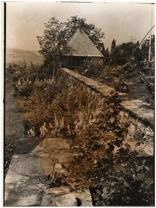 Garten Friedrich Emil Krauß, Schwarzenberg: Mauer