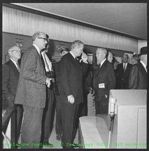 Besuch von Projektvertretern des Southwest Experimental Fast Oxide Reactor (SEFOR) am Kernforschungszentrum Karlsruhe (KfK)