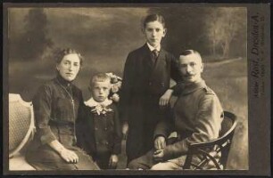 Familienporträt : Dresden, Familienporträt