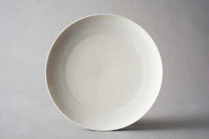 Essteller aus Porzellan (Werkbundkiste Schalen und Teller, Teller)