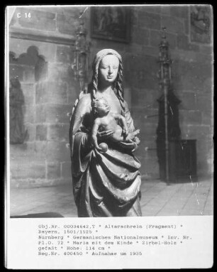 Altarschrein — Maria mit dem Kinde