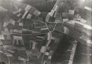 Erzgebirge. Gelände zwischen Bärenstein und Cranzahl (Mitte: Klappermühle). Luftbild-Senkrechtaufnahme