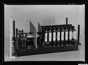 Elektronenmikroskop, Einschub, Bild 2, Foto 1960