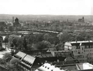 Dresden. Blick vom Turm der Dreikönigskirche über die Marienbrücke nach Westsüdwesten