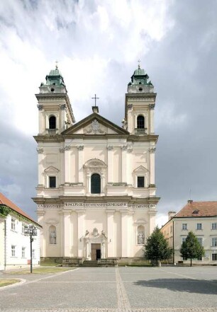 Westfassade, Feldsberg, Tschechische Republik