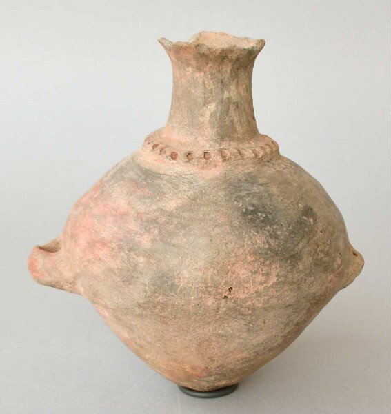 Clay vessel