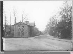 Kronberg, Bahnhofsgebäude