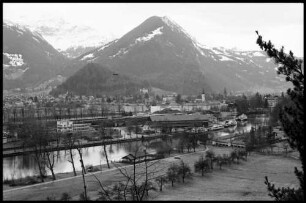 Interlaken: Blick von Goldswil auf Interlaken