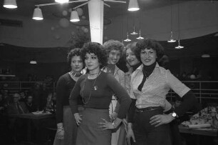 Informationsschau der Friseurinnung Karlsruhe "Fascination 75" zur Frühjahr- und Sommerfrisurenmode 1975 im "Kühlen Krug"