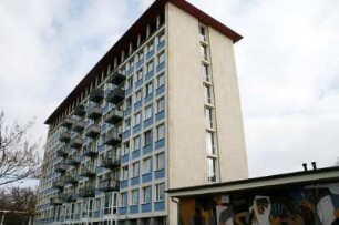 Dresden: Blaues Haus (Forschungsinstitut für Arbeitsschutz und Arbeitsökonomie), heute Wohnhaus