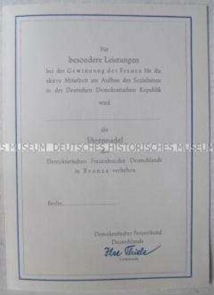Vordruck der Urkunde zur Ehrennadel des DFD in Bronze (blanko)