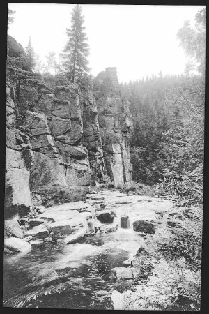 Schwarzwassertal. Teufelsmauer