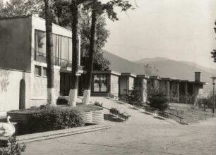 Bulgarien. Gaststätte am Pantscharevo-Stausee an der Iskar, südöstlich von Sofia
