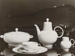 Kaffeeservice Form "Rondo" von Mrs. Nanny Still-McKinney